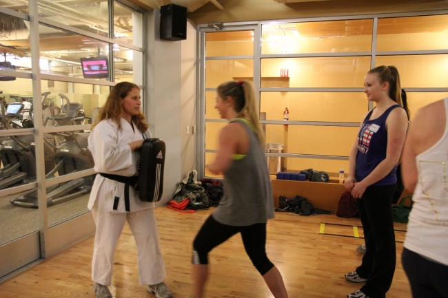 self-defense-hitting-7