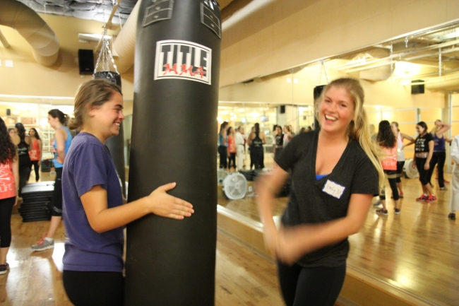 self-defense-hitting-12